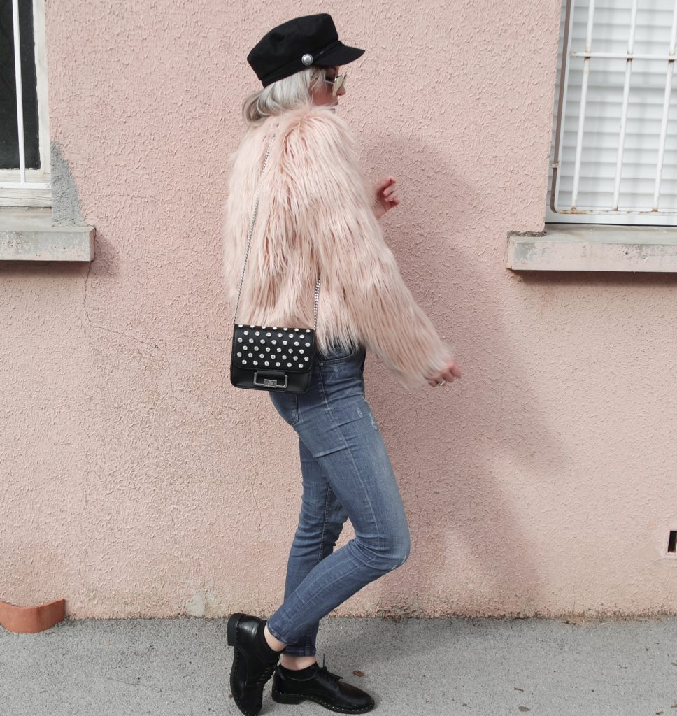 pink faux fur